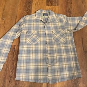 Women’s Pendleton Woolen Mills Blue and Cream Shirt size S